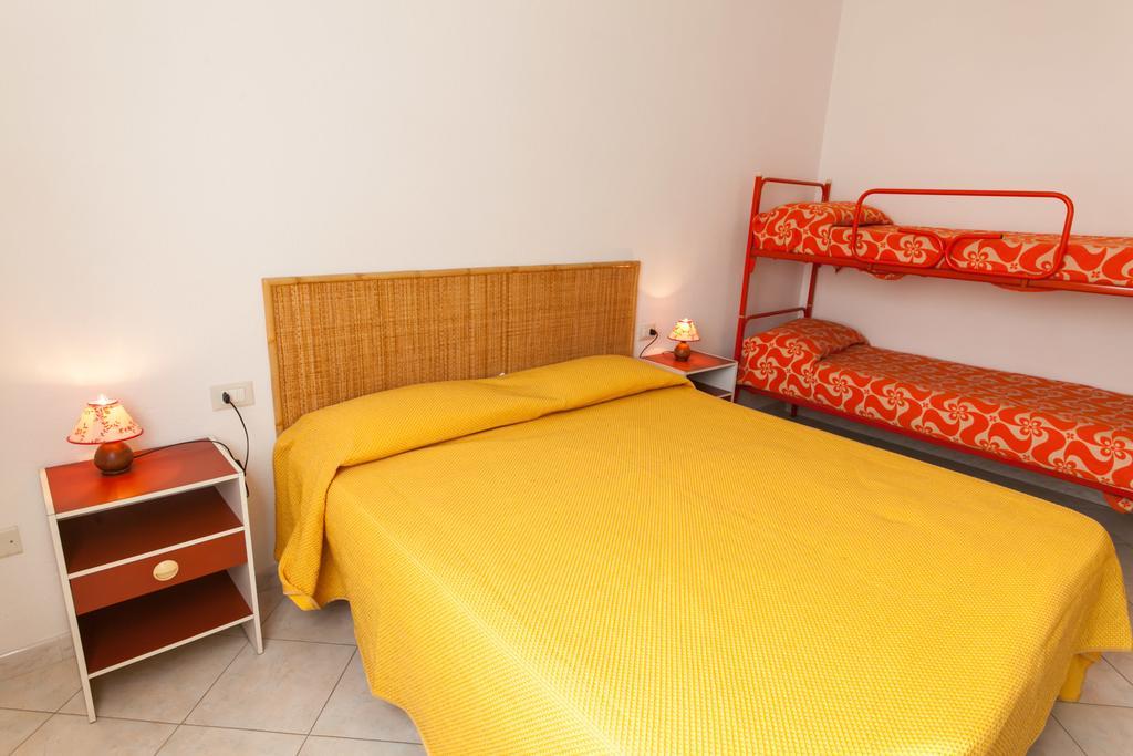 Vacanze Simius Villasimius Quarto foto